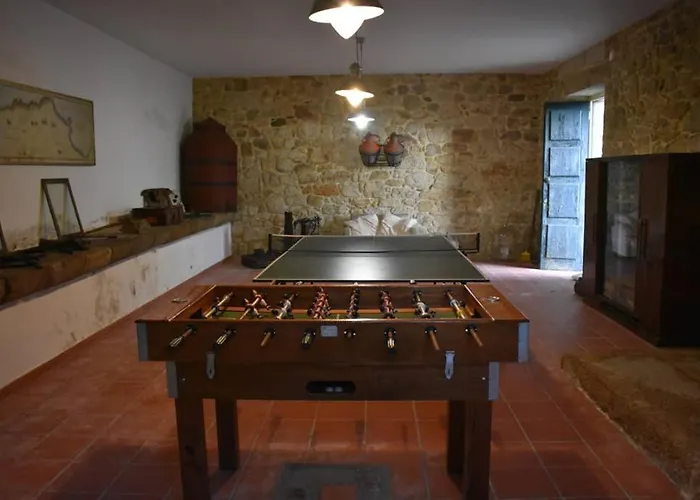 Vila Casa Do Lagar De